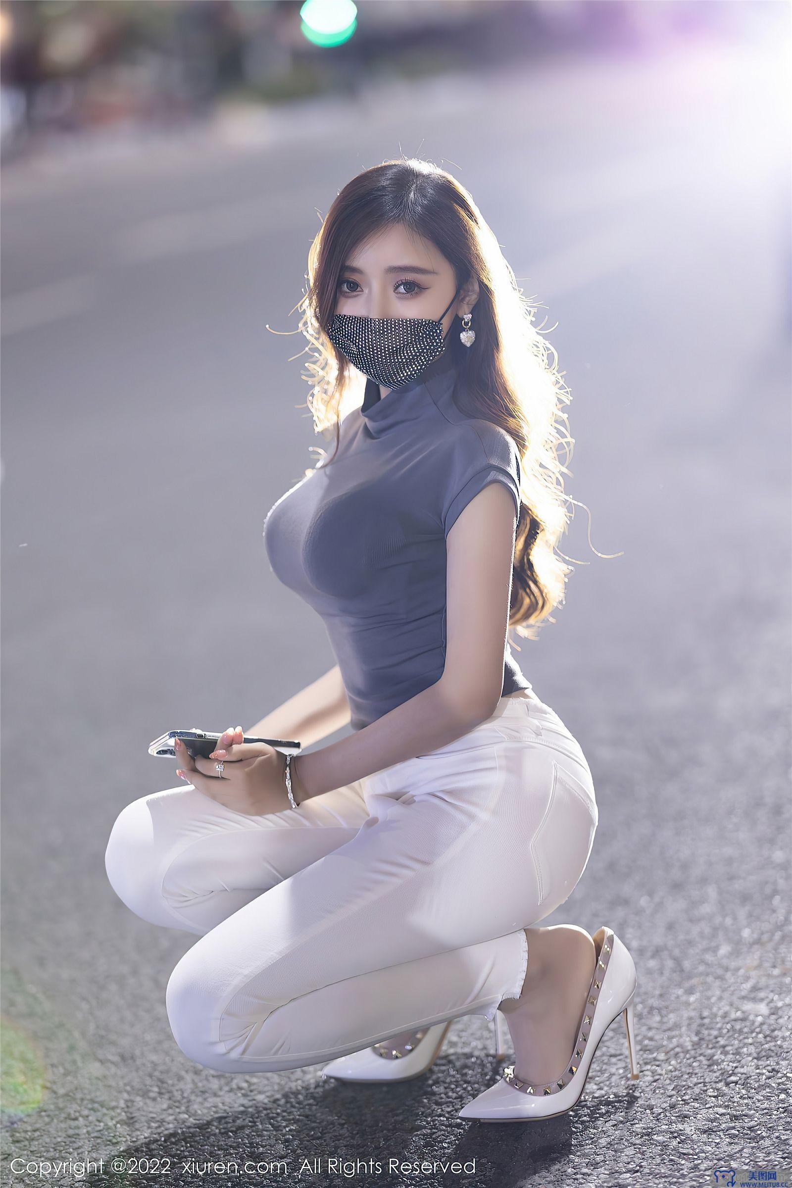 [秀人XIUREN] 2022.02.22 NO.4621 王馨瑶yanni