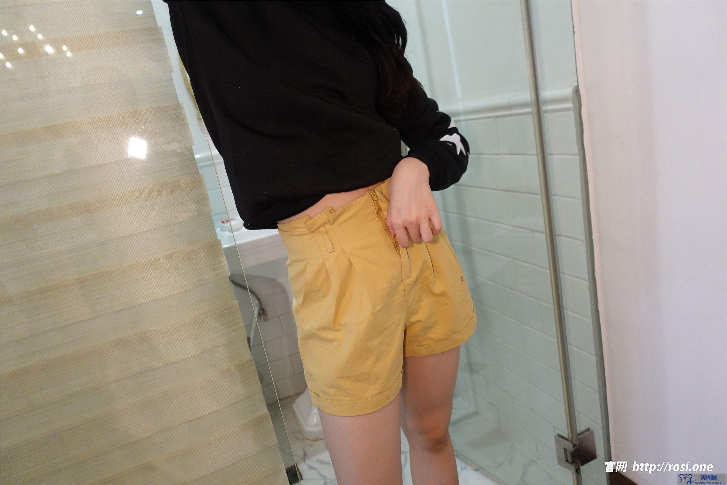 [ROSI美女图]2022.10.23 NO.3975