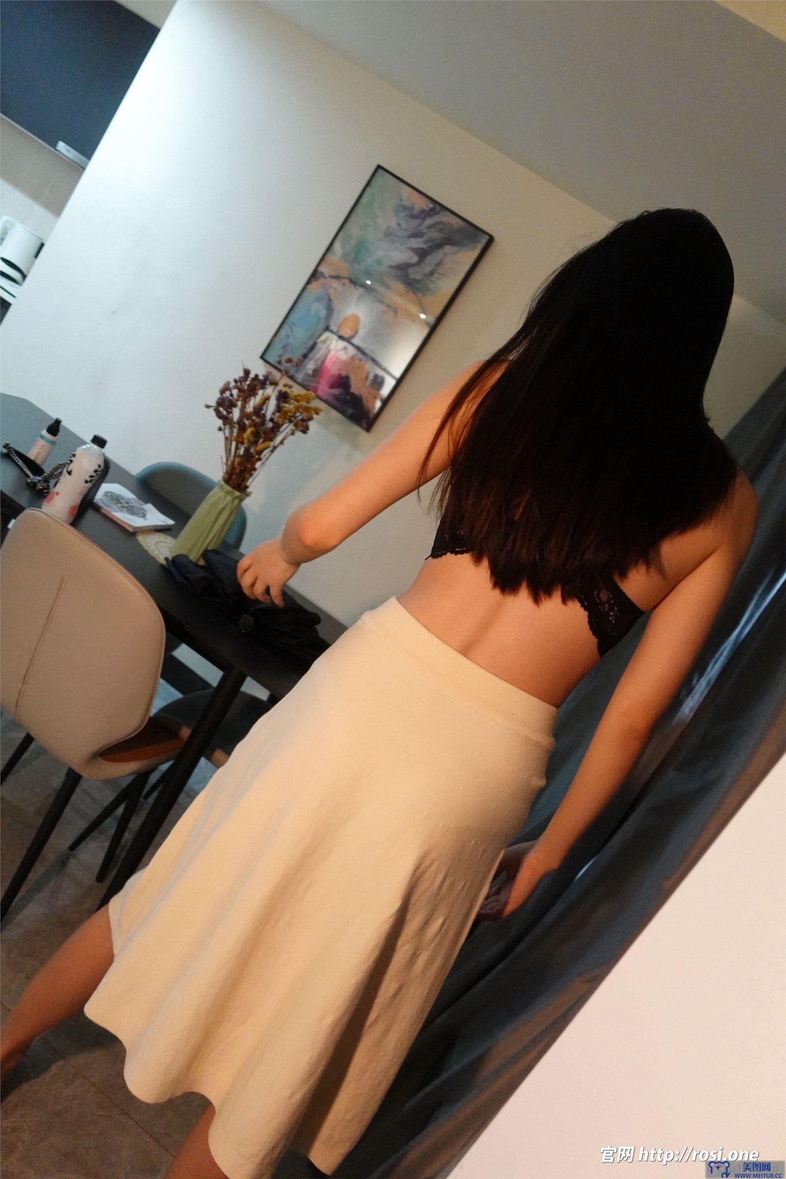 [ROSI美女图]2022.06.11 NO.3841