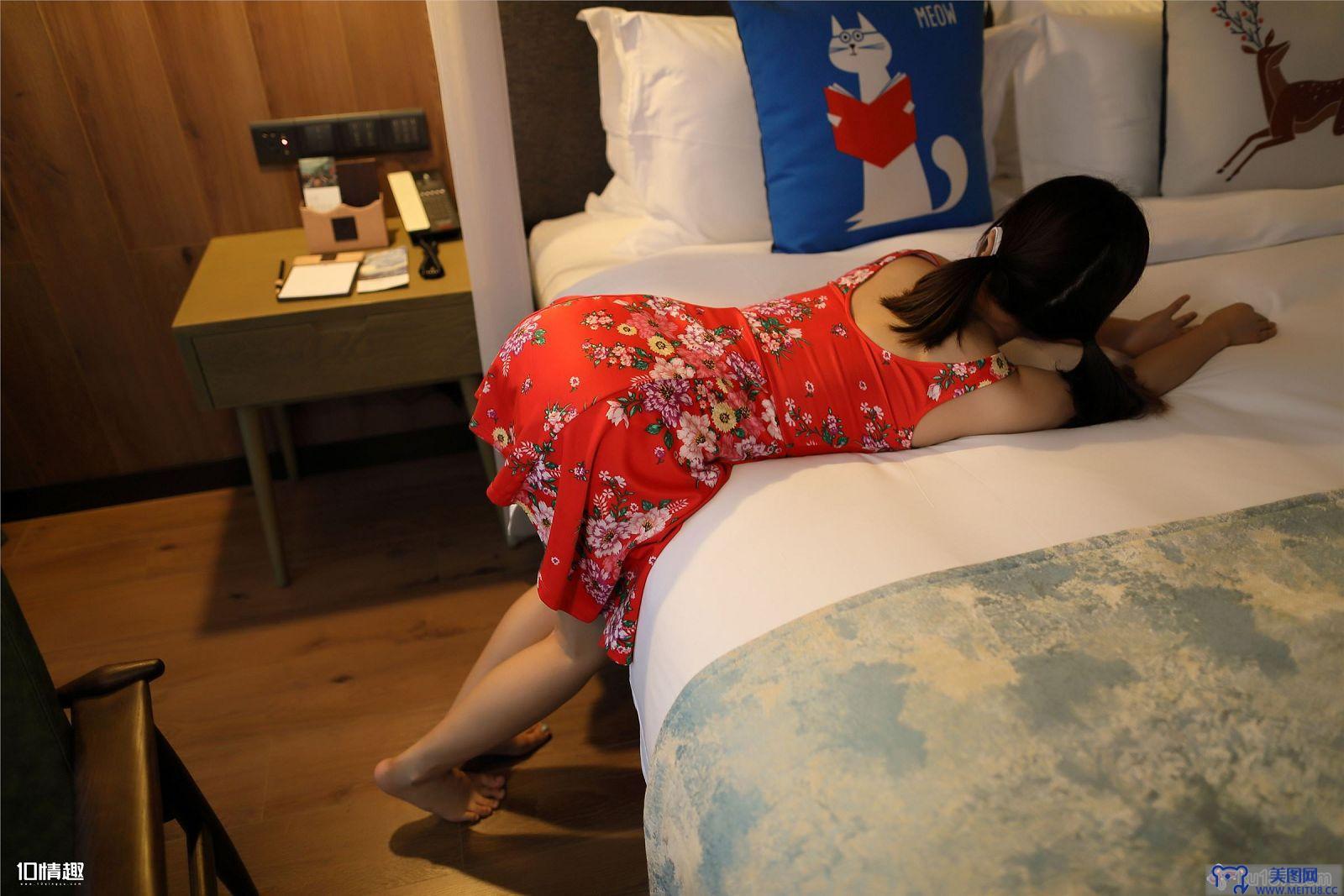 [ROSI美女图]口罩系列 2018.09.04 NO.814