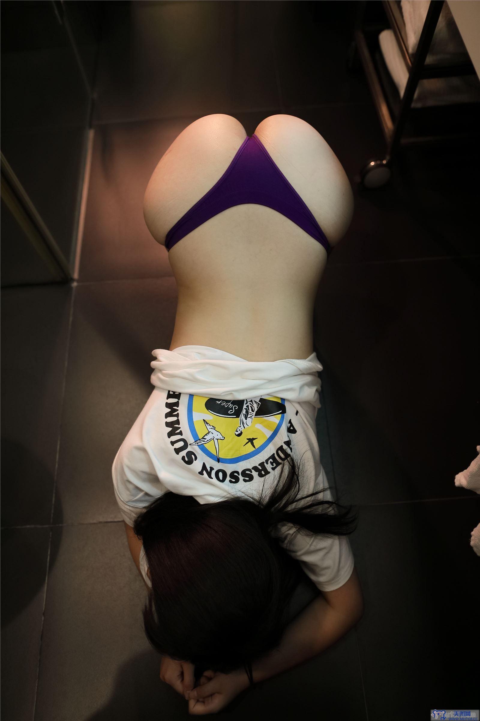 [ROSI美女图]口罩系列 2018.10.07 NO.847