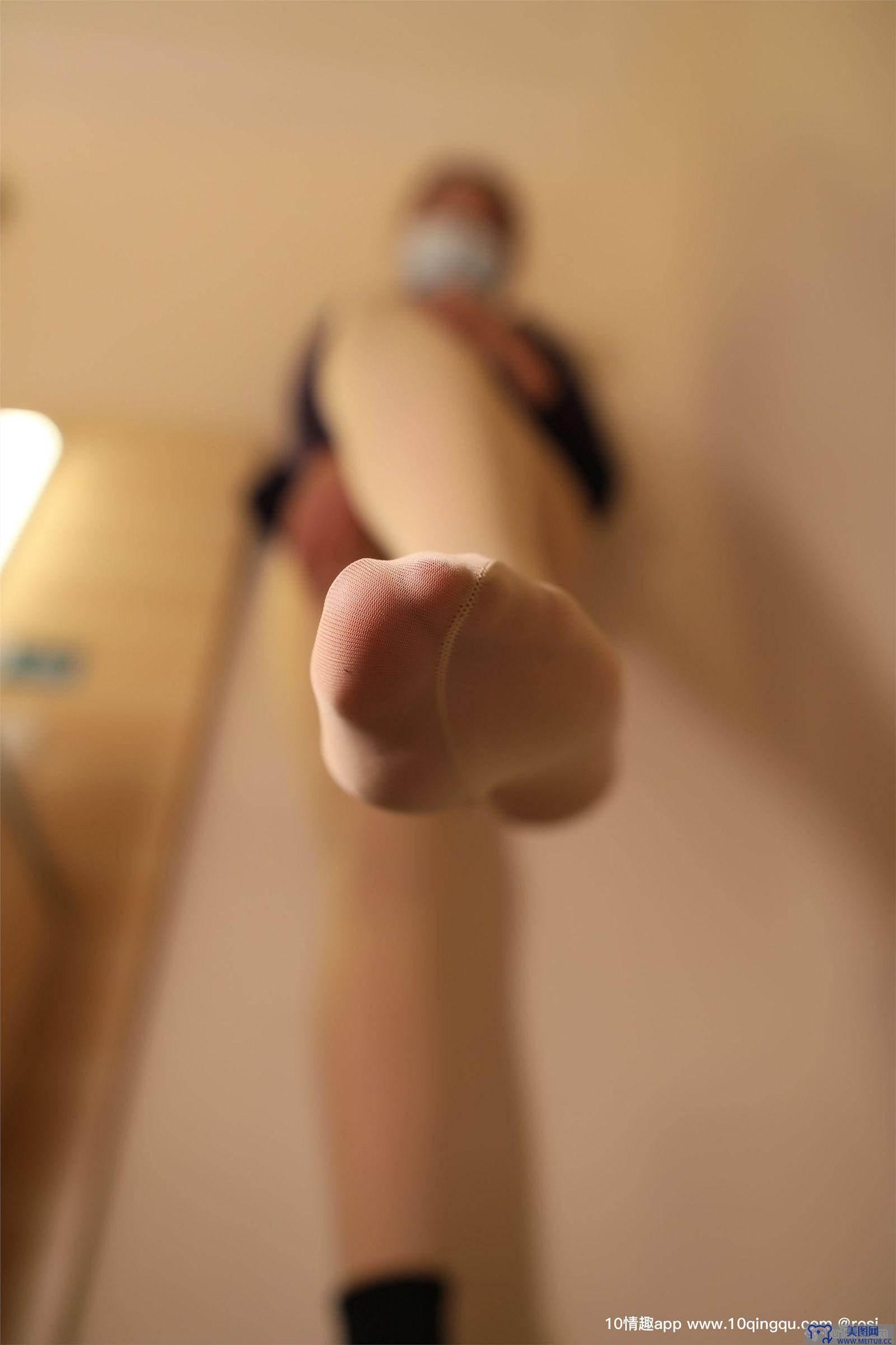 [ROSI美女图]口罩系列 2019.04.06 NO.1028