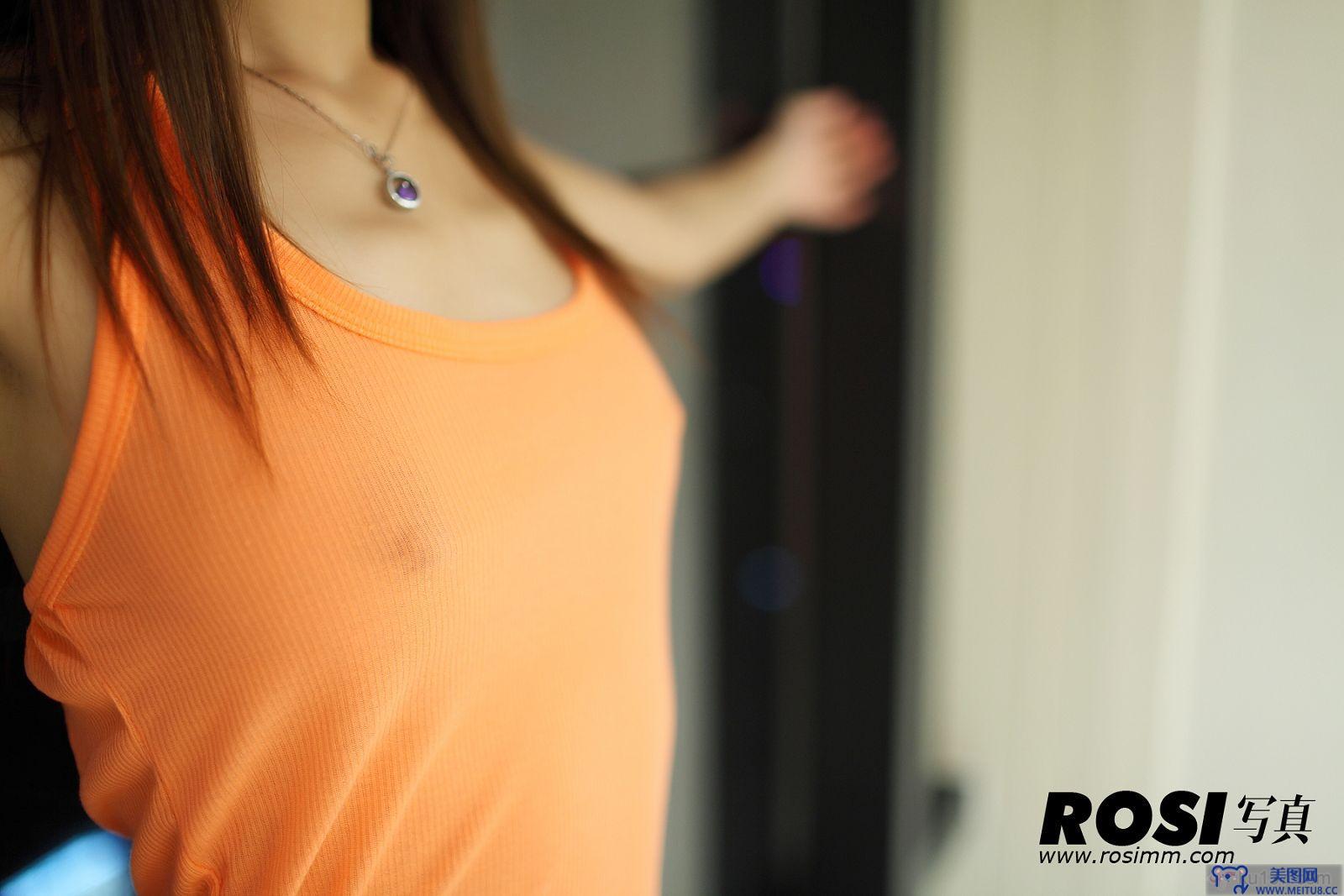 [ROSI美女图]2011.10.28 NO.140