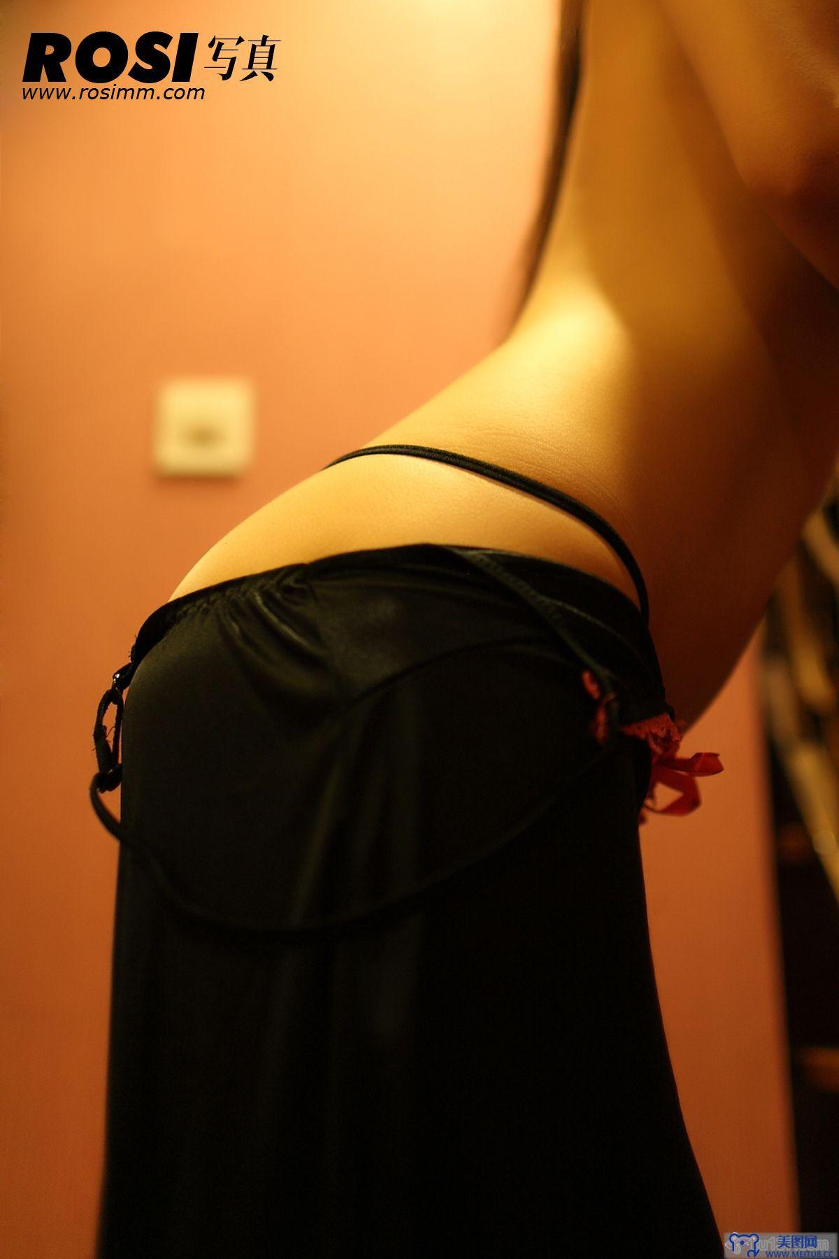 [ROSI美女图]2012.12.05 NO.419