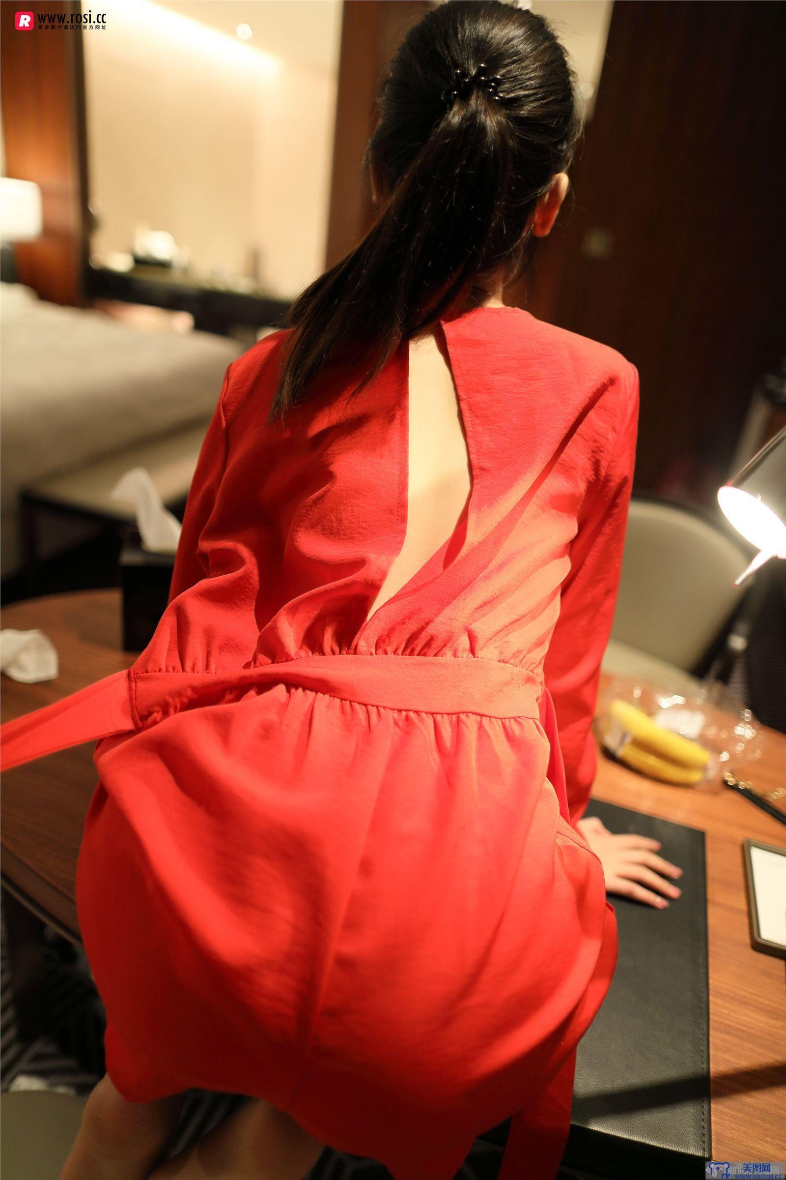 [ROSI美女图]2018.11.28 NO.2548