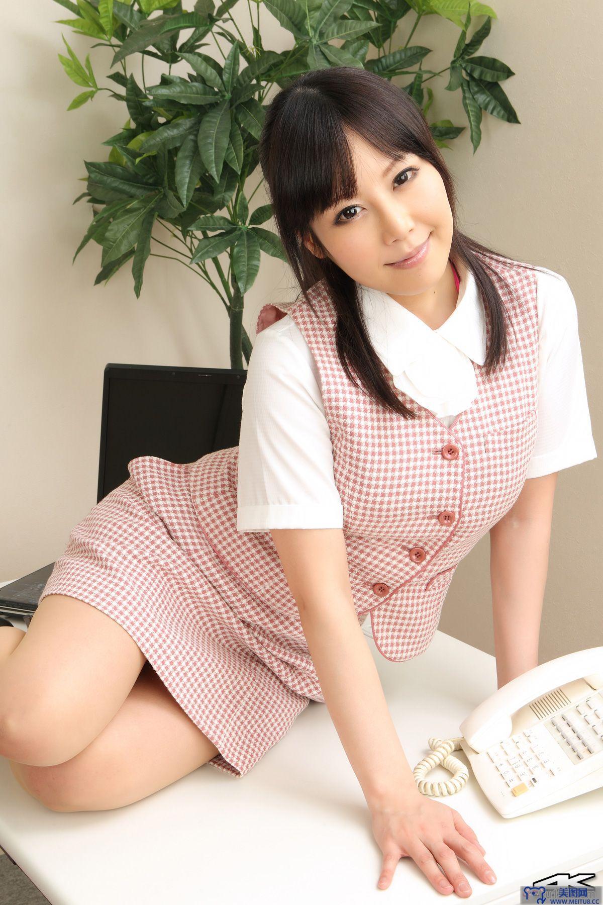 [4K-STAR写真] NO.00044 Maria Akamine 赤峰マリア Office Lady