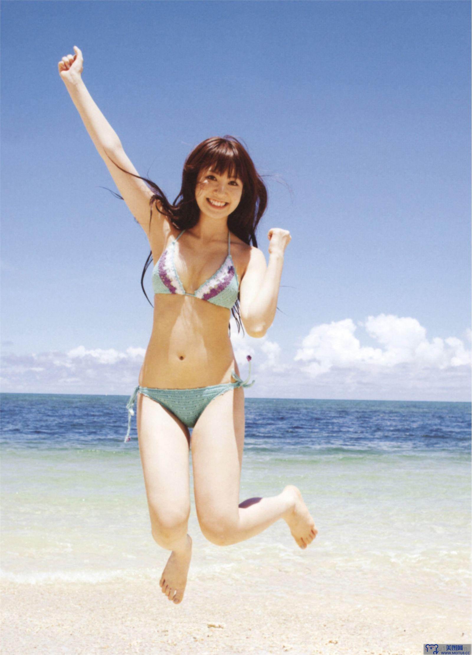 [唯美写真] 2013.08.18 小嶋阳菜 Haruna Kojima《First Photobook》