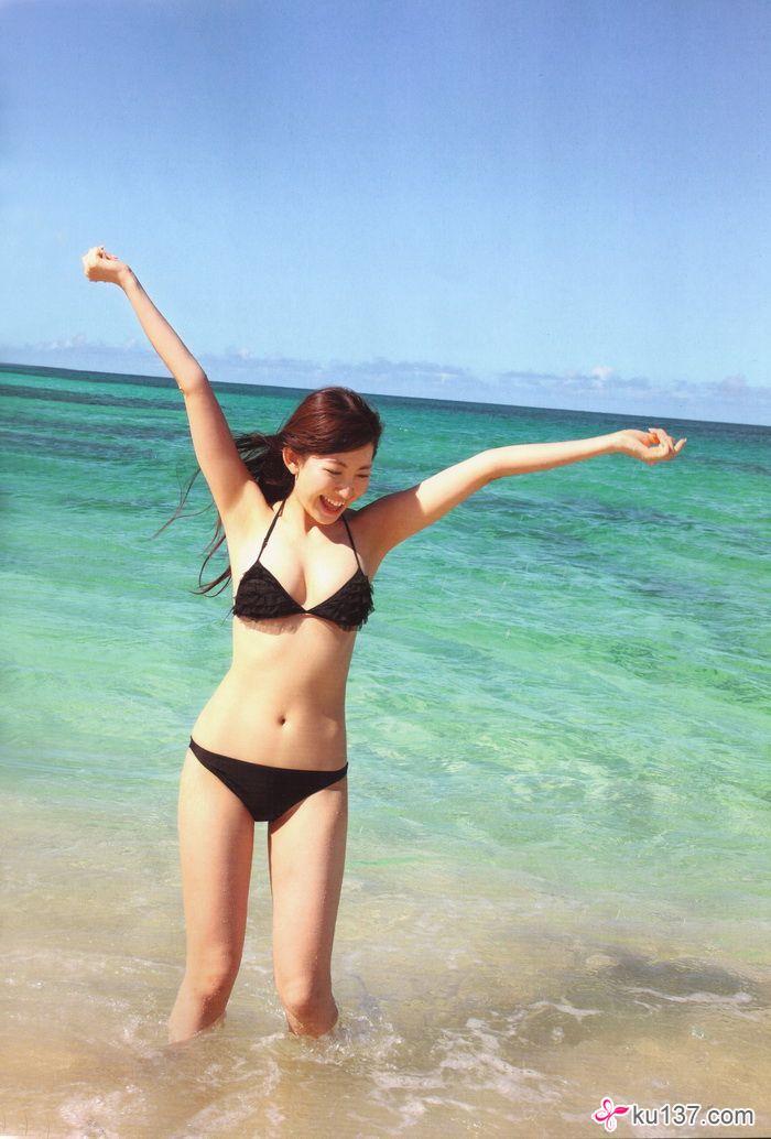 [唯美写真] 2013.08.18 小嶋阳菜 Haruna Kojima《Onna no Ko no Kamisama》