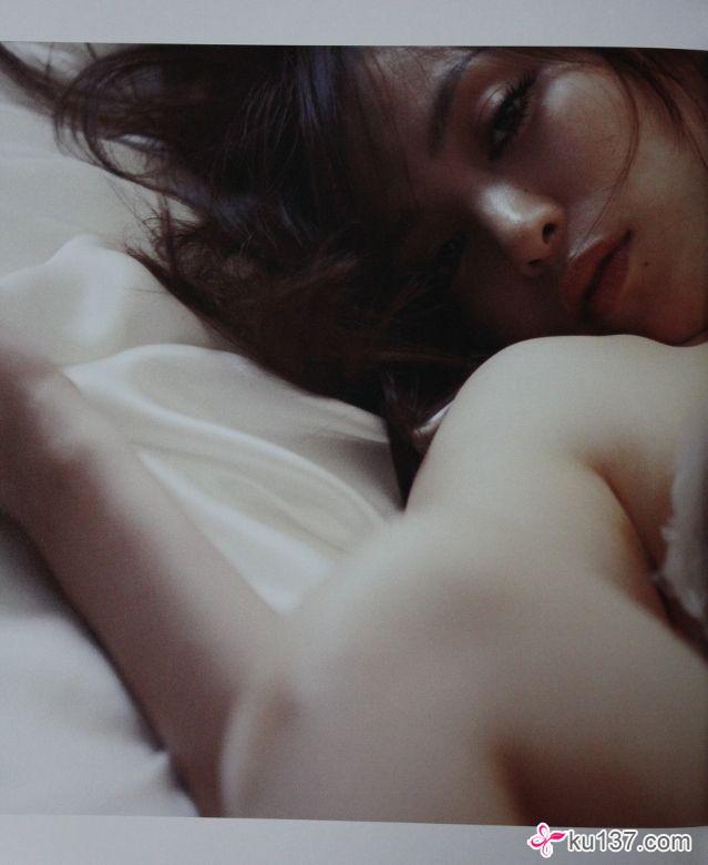 [唯美写真] 2013.08.31 岩佐真悠子 Mayuko Iwasa《Mayuko 14