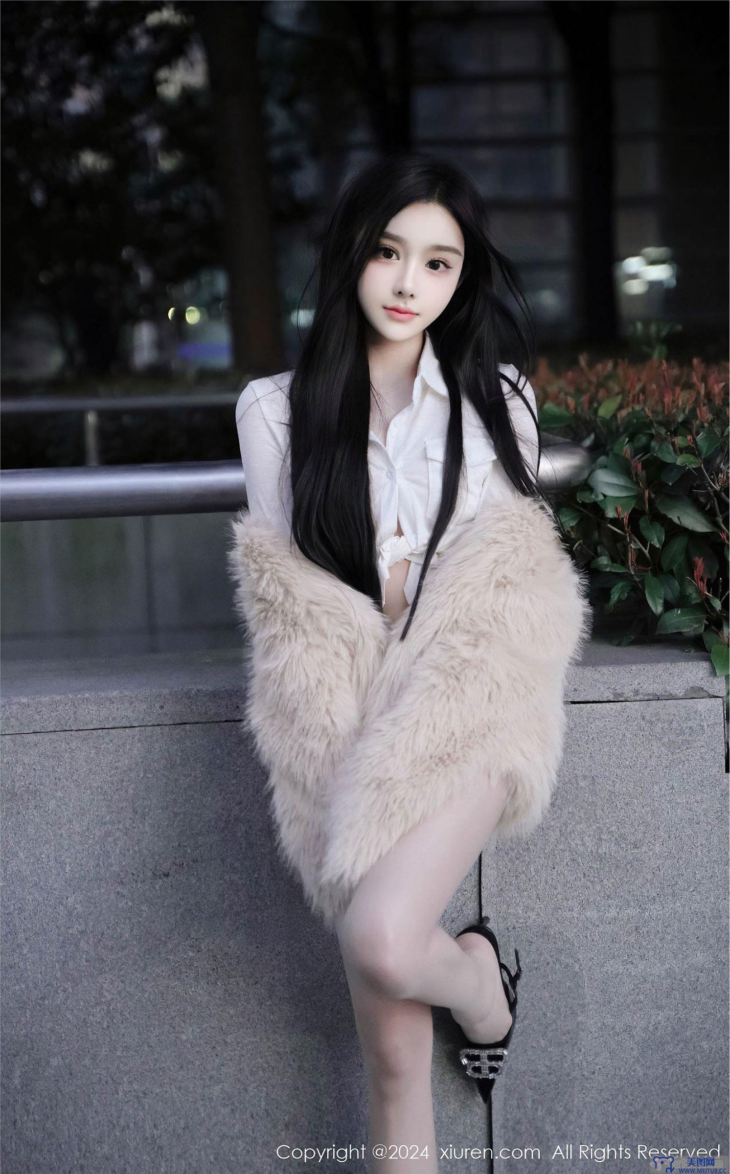 [秀人XIUREN] 2024.03.20 NO.8261 龙雪儿
